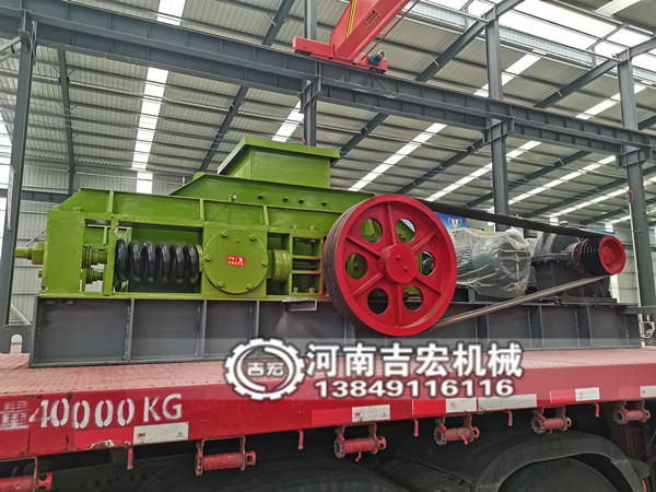 煤炭/焦炭/生石灰破碎專家,！雙齒輥機(jī)出料規(guī)整,成塊率高,！